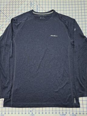Eddie Bauer Men's Long-Sleeve FreeDry Tee in Dark Navy Heather